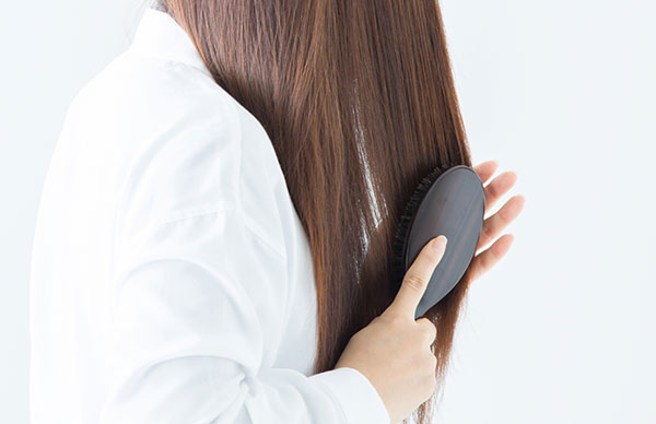 ヘアケアは頭皮から